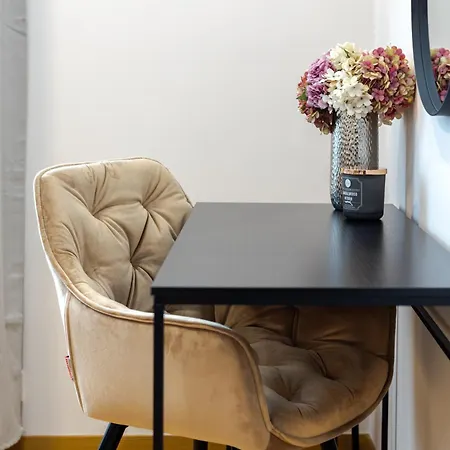 Apartamento Dale Smichov Riverside - Metro Andel Praga